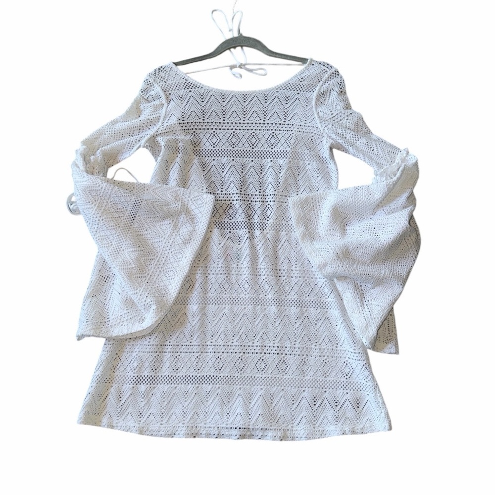 Free People Beach White Eyelet Bell Sleeve Cover Up Dress Size XS - Picture 2 of 9